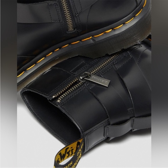 DR. MARTENS JAIMES LEATHER HARNESS CHELSEA BOOTS - Picture 5 of 15